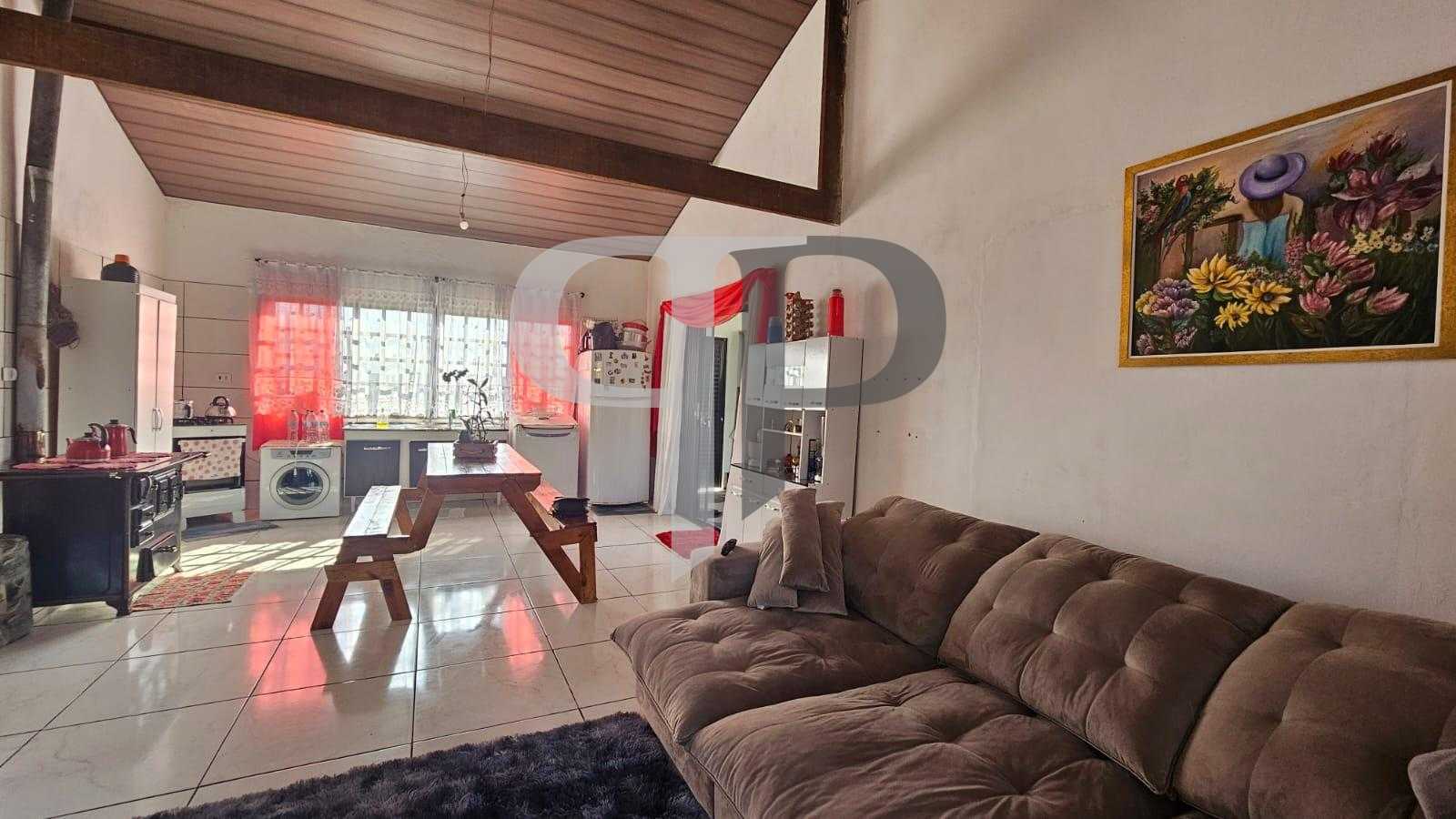 Chácara à Venda em São José dos Pinhais com 24.000m², Lago, Ca...