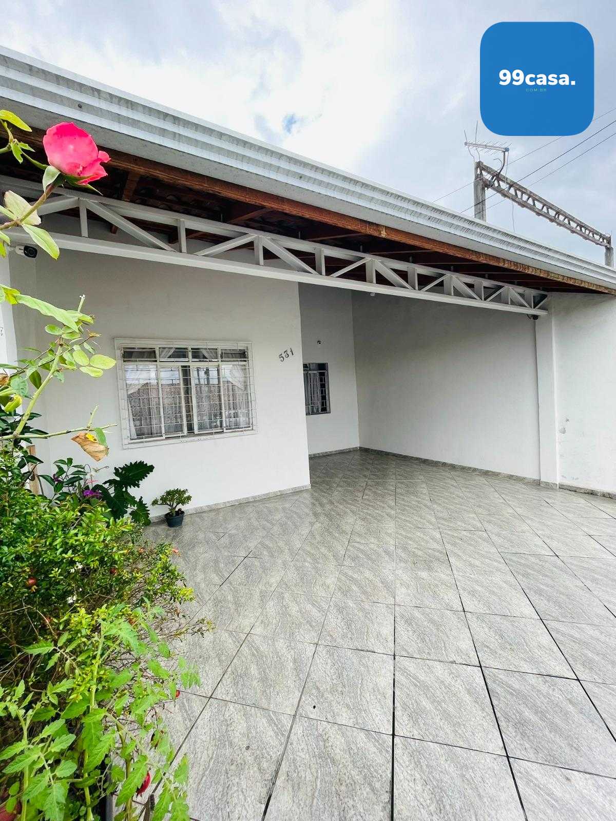 Casa Térrea no Xaxim  Conforto, Espaço e Praticidade em Locali...