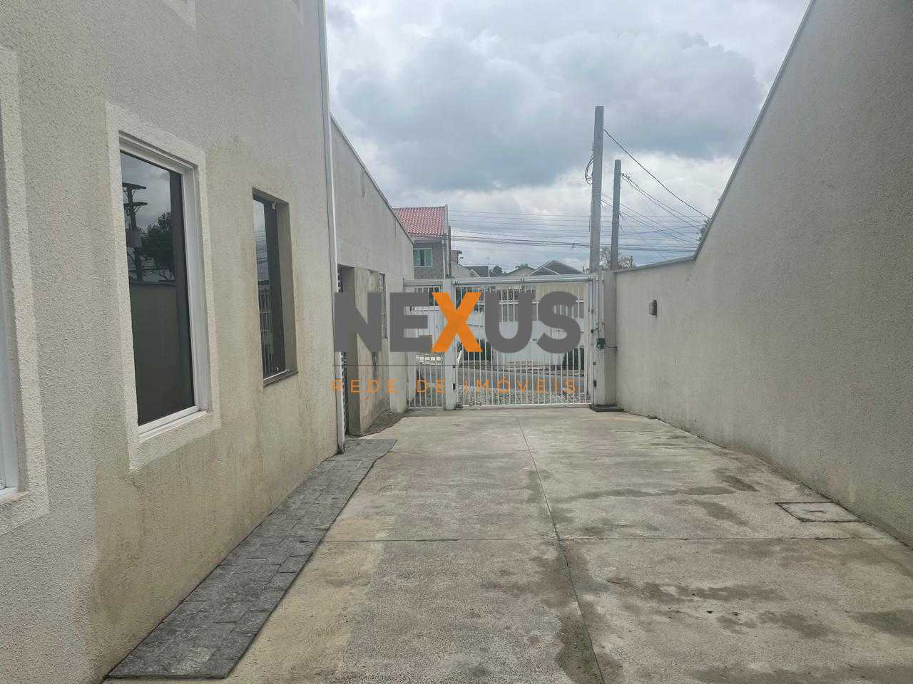 Confortável Sobrado no Condomínio  3 Quartos, Suíte e 95m  Pri...