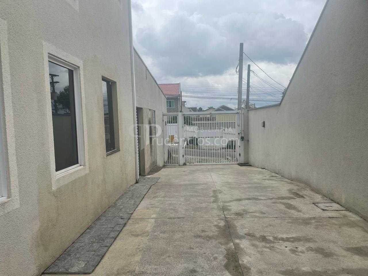 Confortável Sobrado no Condomínio  3 Quartos, Suíte e 95m  Pri...