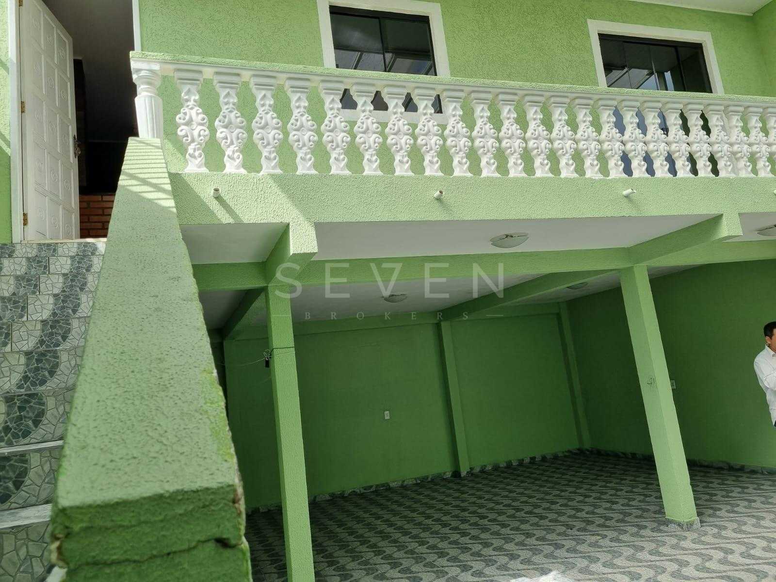 Sobrado Amplo com 3 Quartos, Suíte, Mezanino e Churrasqueira  ...