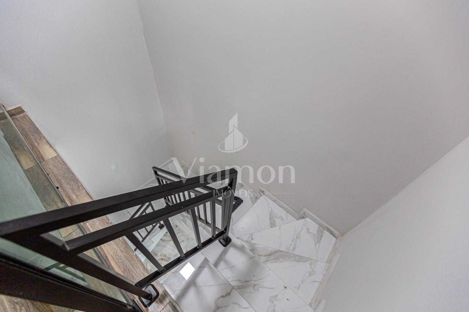 Sobrado Moderno com 2 Suítes, Sala Integrada e Terreno Exclusi...