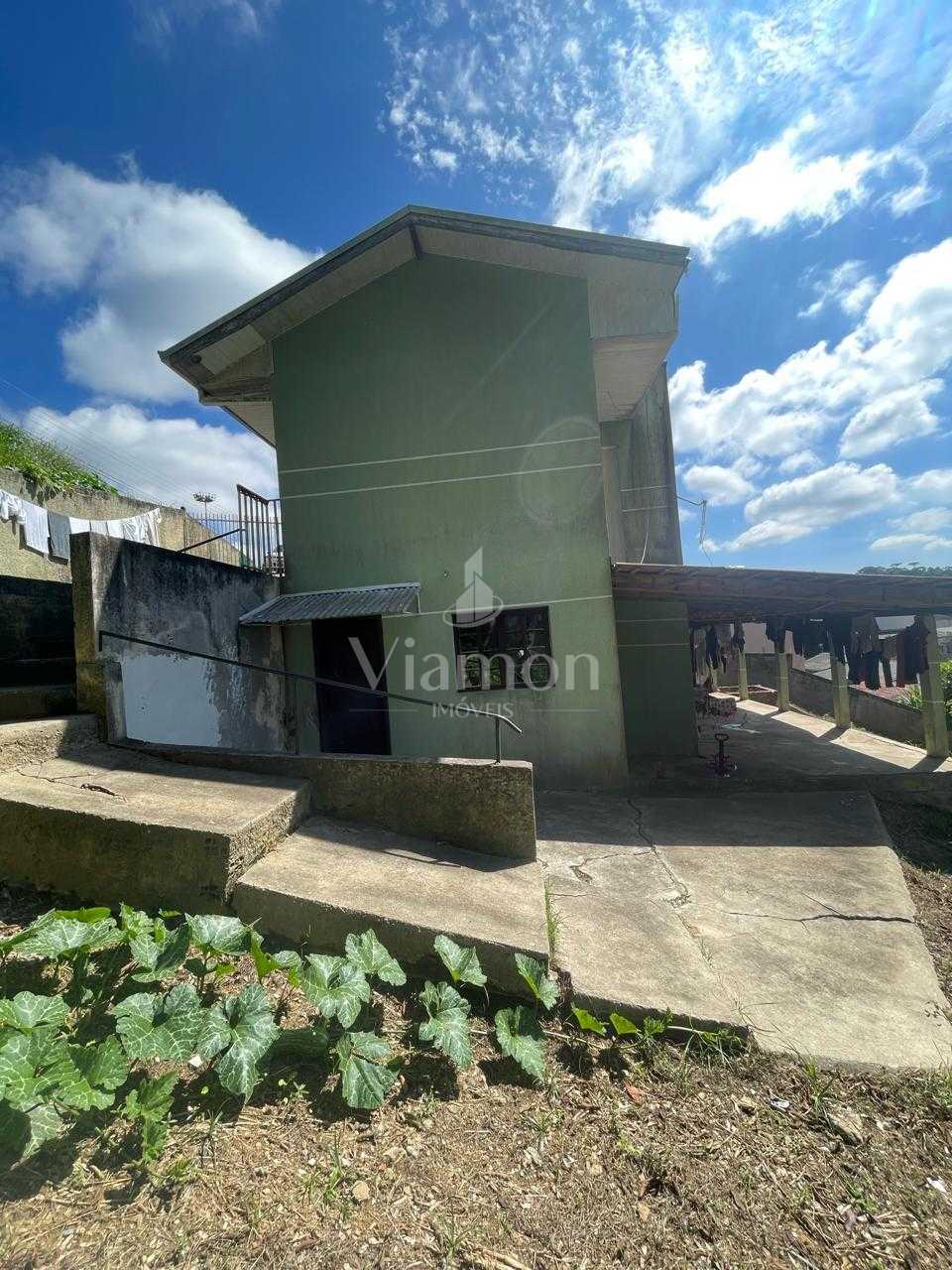 Viva com liberdade e conforto  Terreno com 2 casas em Campo Ma...
