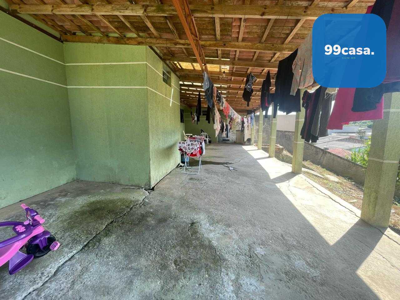 Viva com liberdade e conforto  Terreno com 2 casas em Campo Ma...