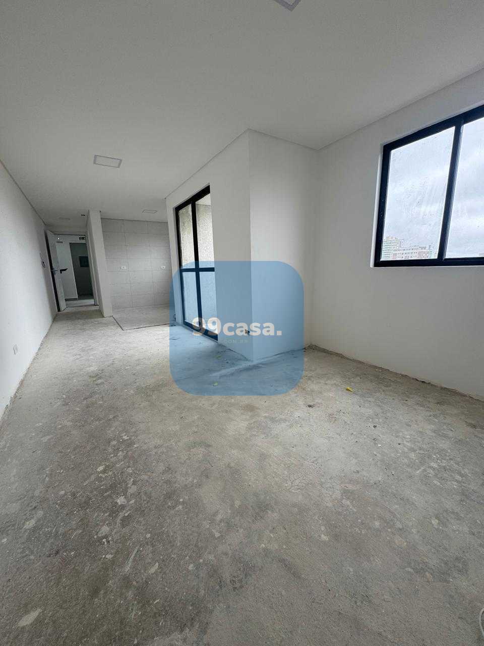 Apartamento 80m , 3 quartos com suíte e vaga coberta no Centro...