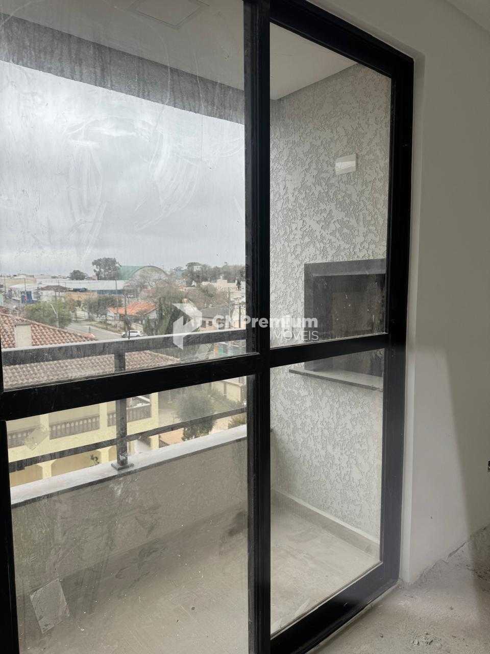 Apartamento 80m , 3 quartos com suíte e vaga coberta no Centro...