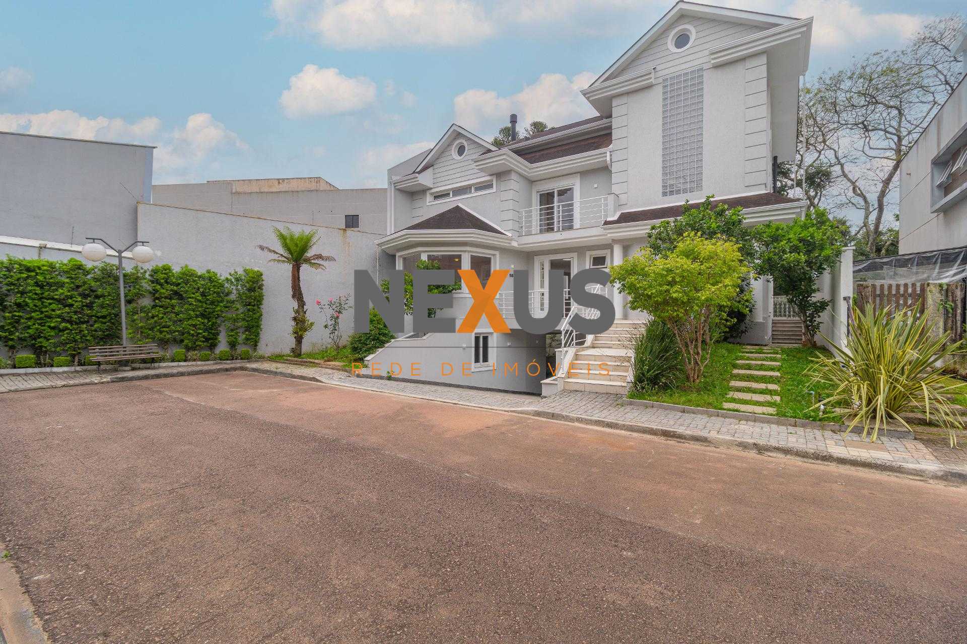 Casa de Alto Padrão com Elevador e Bosque Privativo no Paysage...