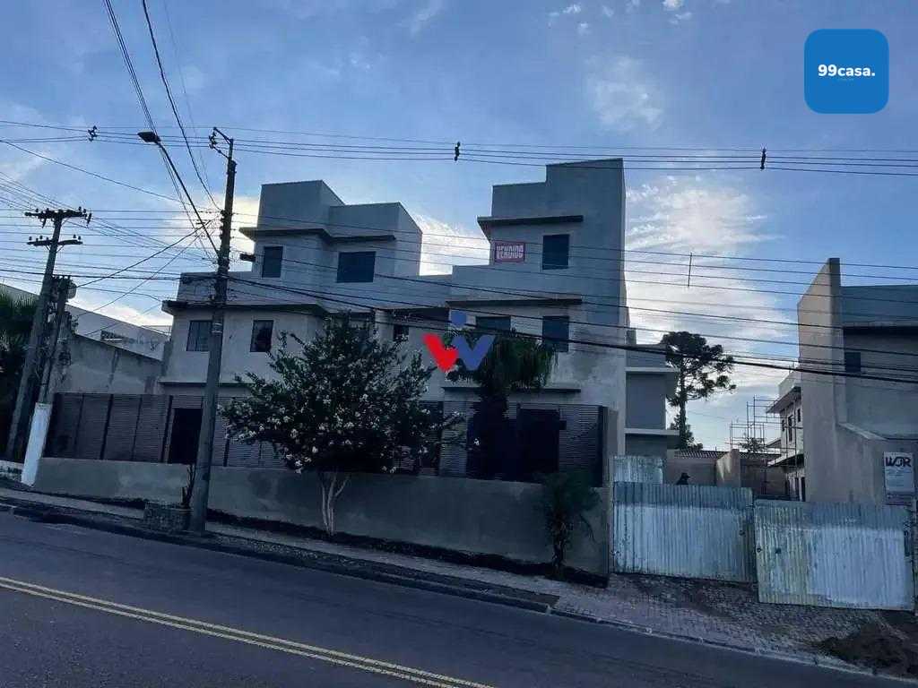 Sobrados triplex novos no Hauer, 3 quartos, suíte, terraço e 2...