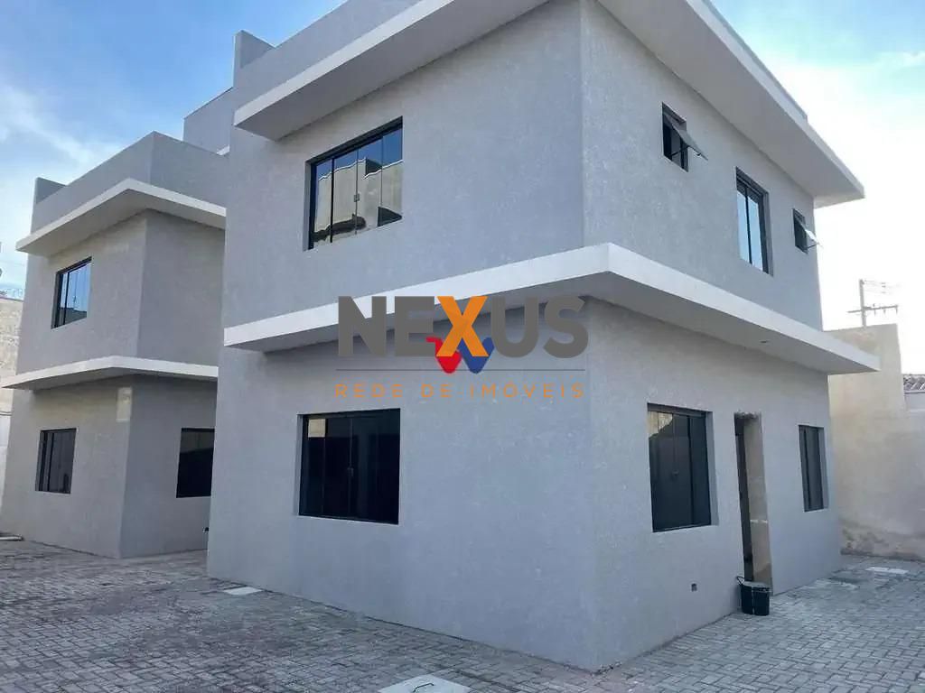 Sobrados triplex novos no Hauer, 3 quartos, suíte, terraço e 2...