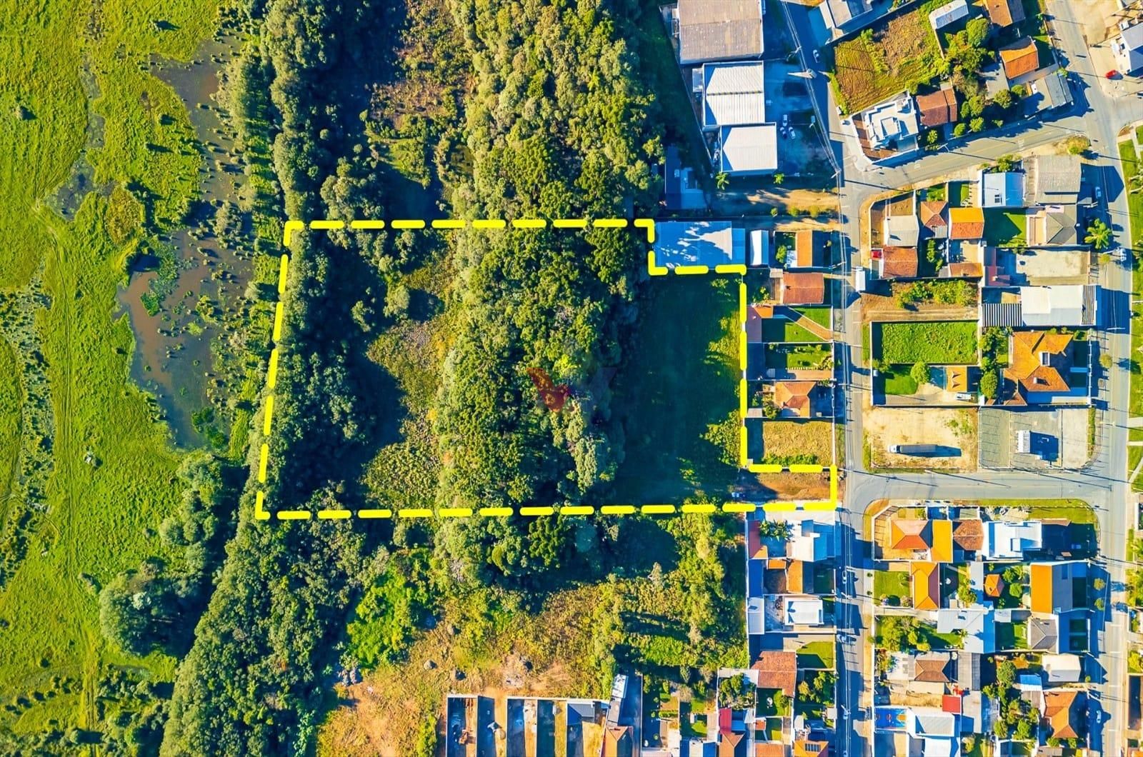 Terreno de 18.138 m  à Venda em Balsa Nova com Projeto para 14...