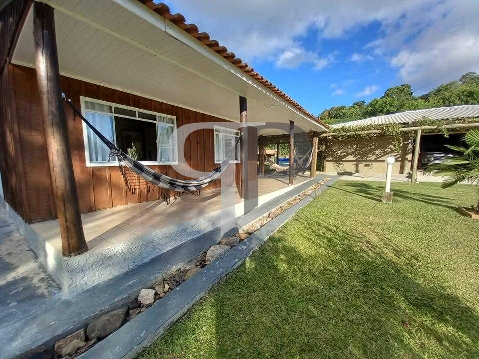 Chácara Completa à Venda na Lapa  5.000 m , Casa, Salão de Fes...