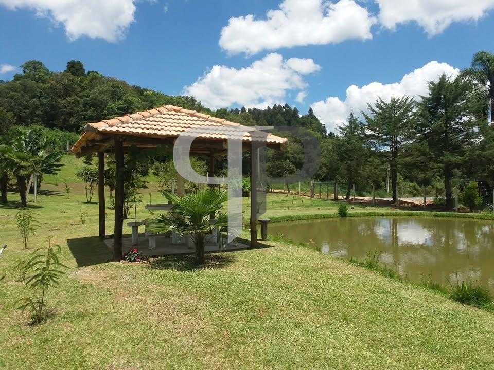 Chácara Completa à Venda na Lapa  5.000 m , Casa, Salão de Fes...