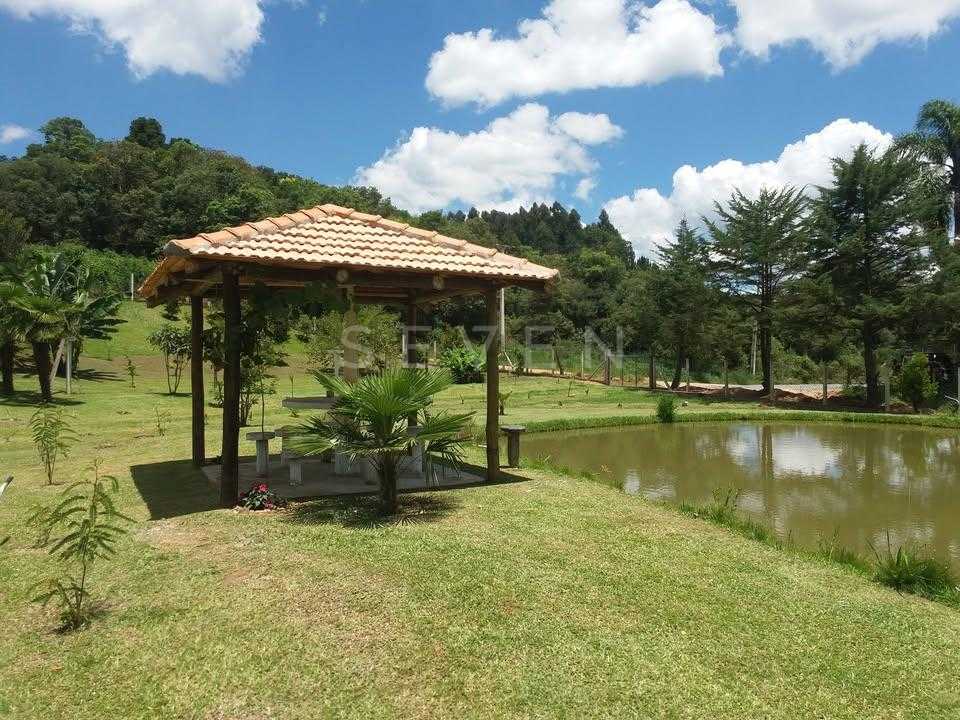 Chácara Completa à Venda na Lapa  5.000 m , Casa, Salão de Fes...