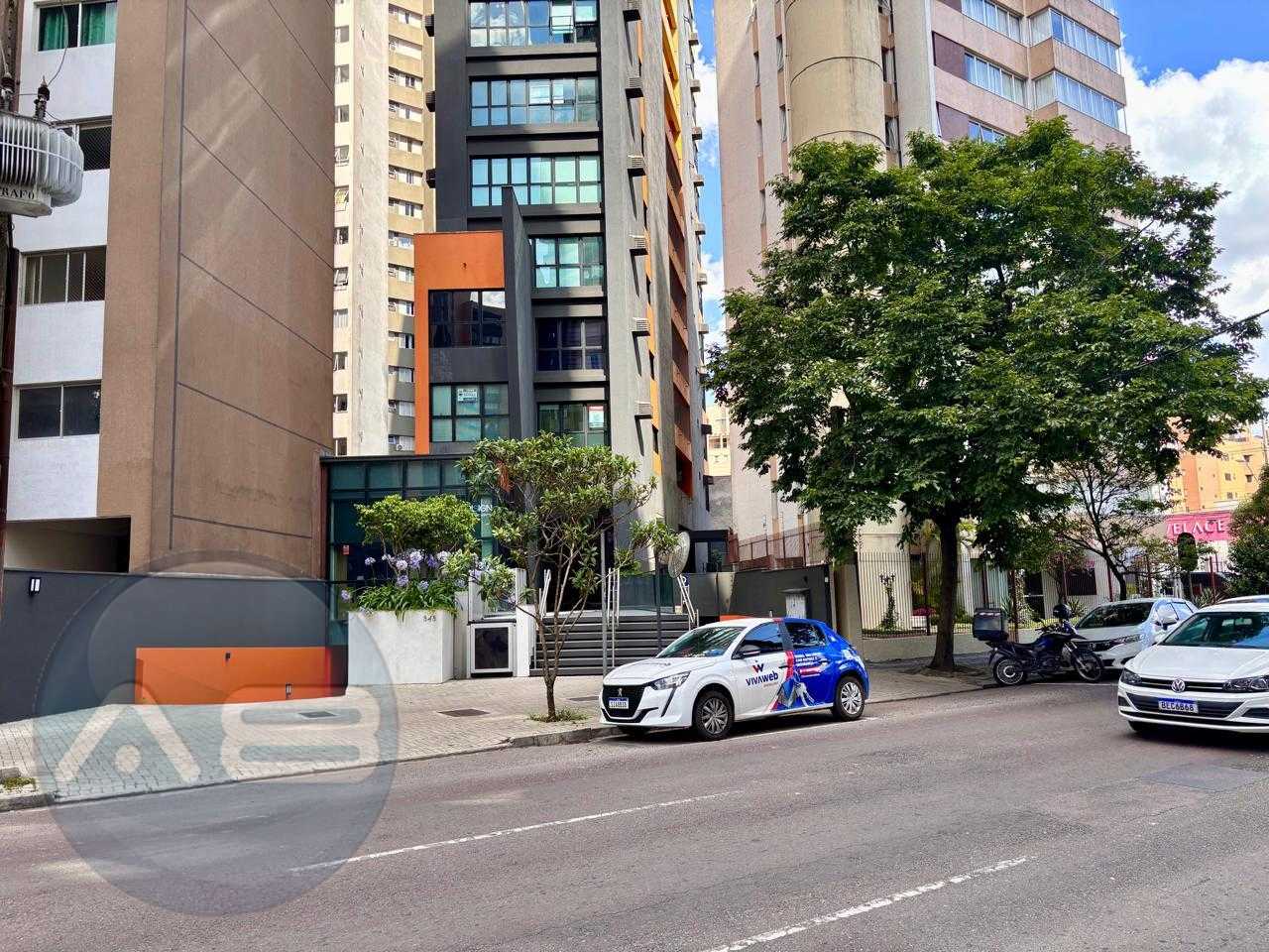 Sala Comercial no Champagnat com Batel  32m , 1 Vaga, Pronta p...