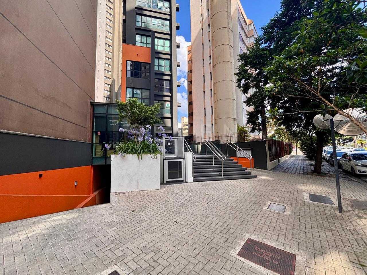 Sala Comercial no Champagnat com Batel  32m , 1 Vaga, Pronta p...