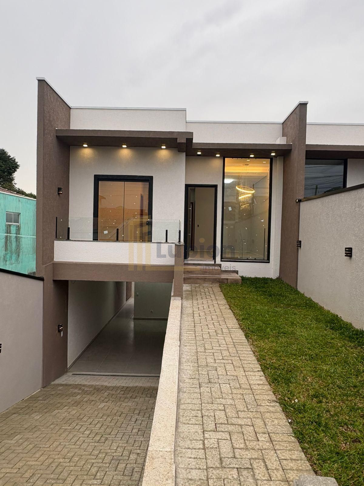 Sobrado Moderno de 120 m  com Terreno Amplo nos Fundos  São M...