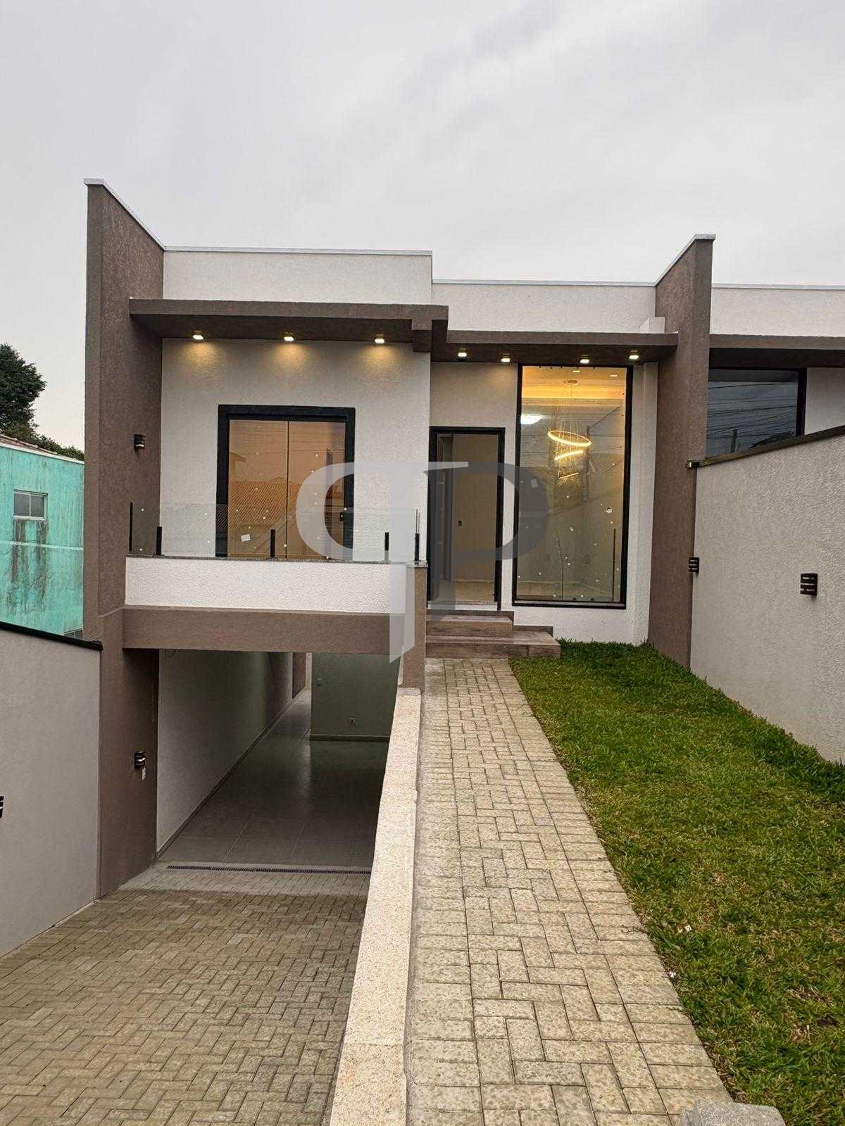 Sobrado Moderno de 120 m² com Terreno Amplo nos Fundos  São Ma...