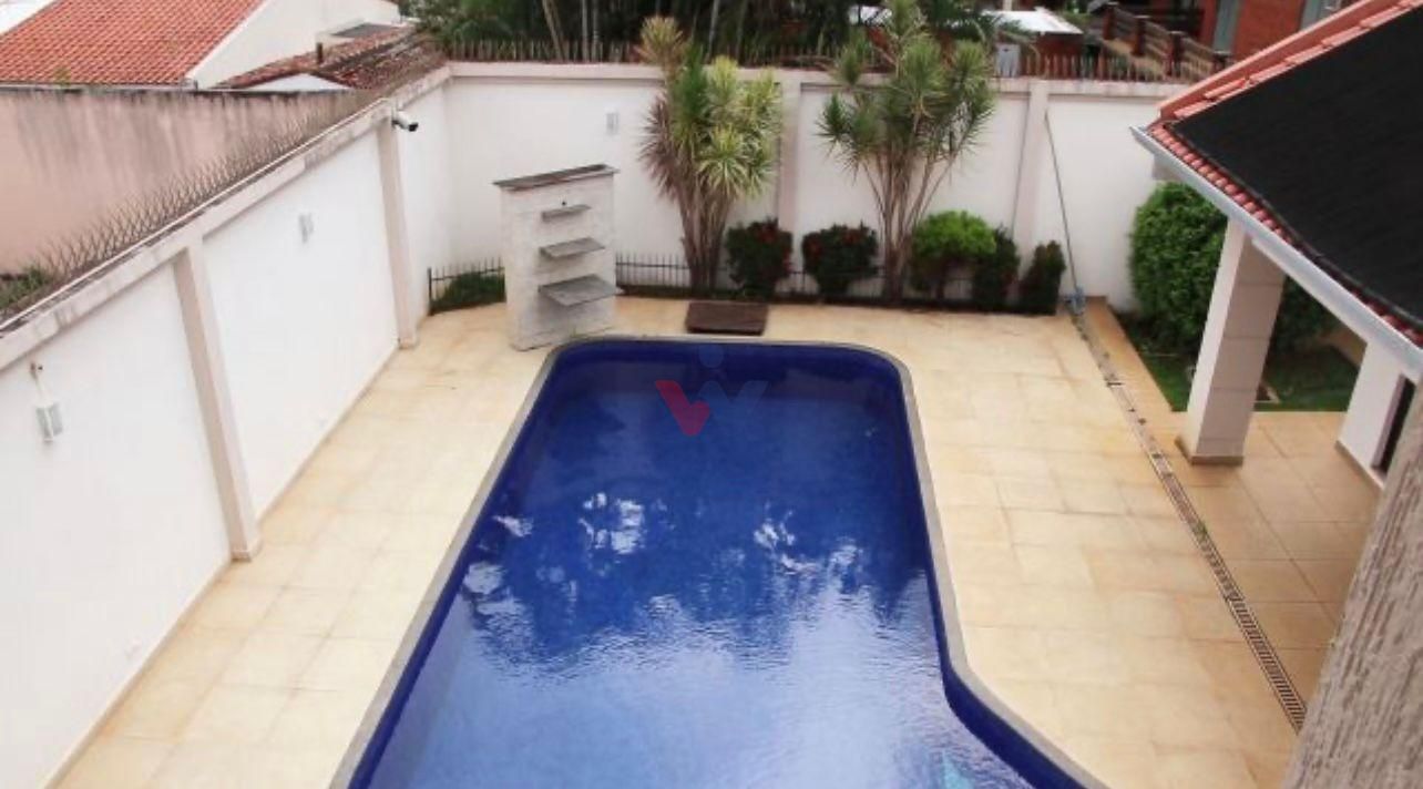 Sobrado de Alto Padrão com 5 Suítes e 704 m  ao Lado do Maring...