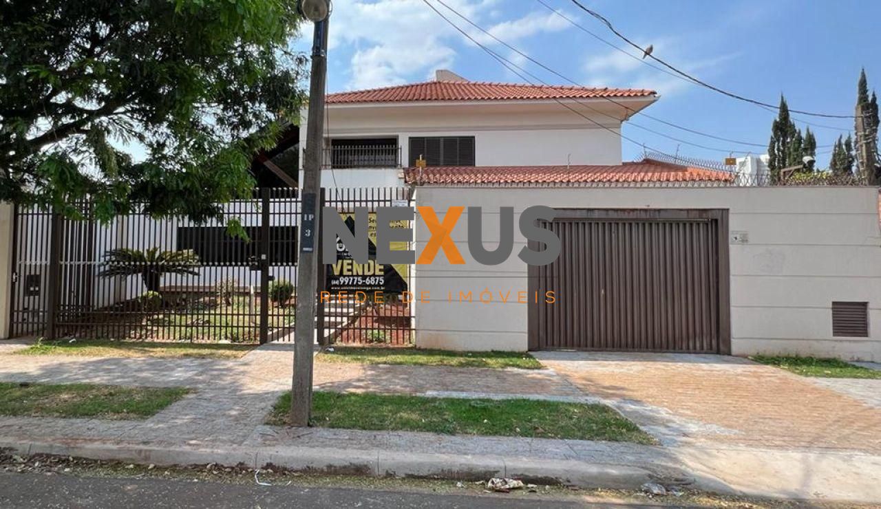 Sobrado de Alto Padrão com 5 Suítes e 704 m  ao Lado do Maring...