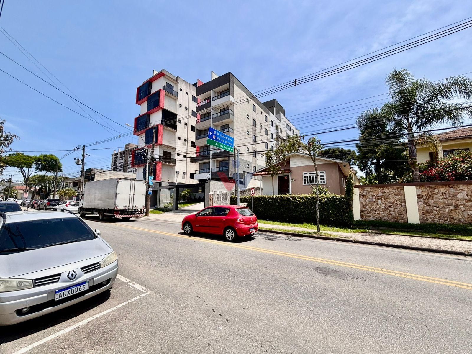 Cobertura com 3 dormitórios à venda,120.00 m , SAO JOSE DOS PI...