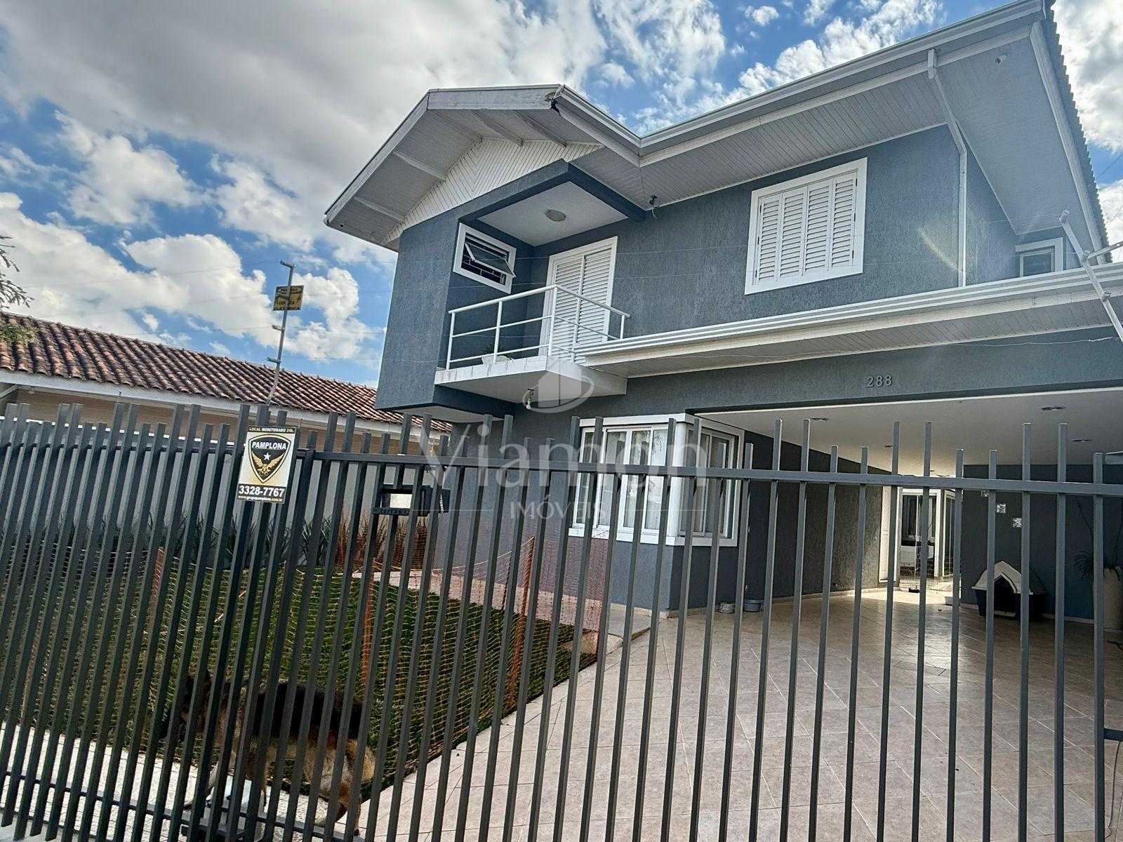 Casa ampla com 230 m  e terreno com 312 m  , área gourmet e 3 ...