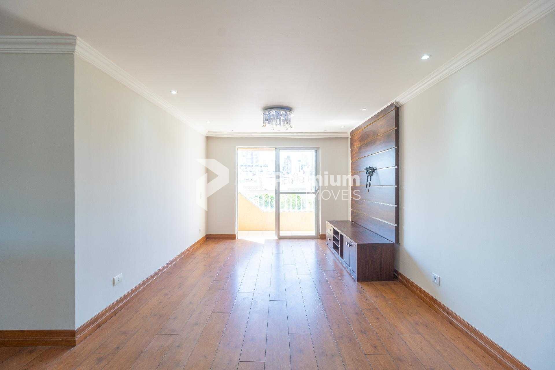 Apartamento de 100 m , ensolarado e desocupado no melhor do Ág...