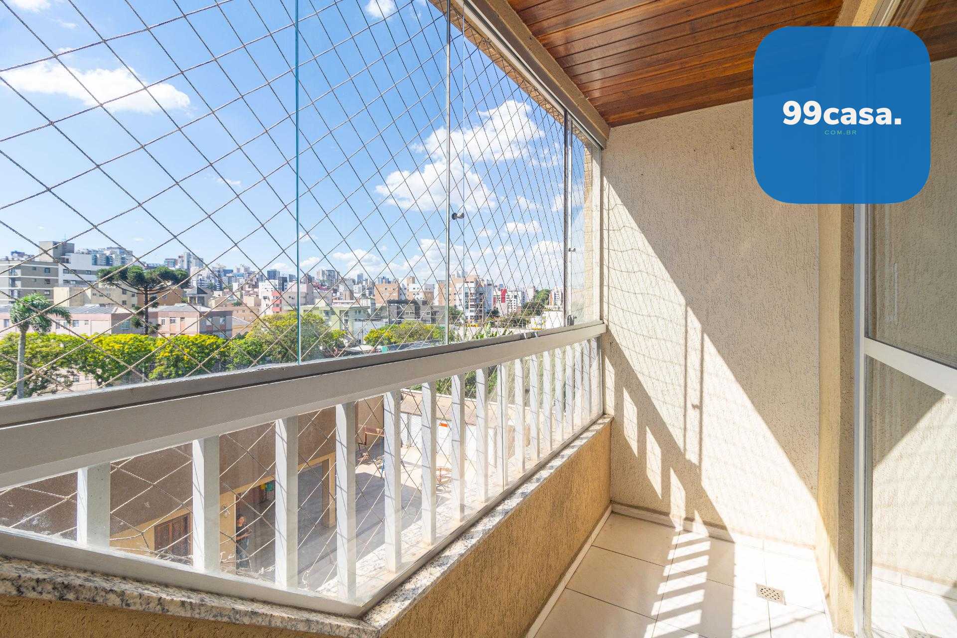 Apartamento de 100 m , ensolarado e desocupado no melhor do Ág...