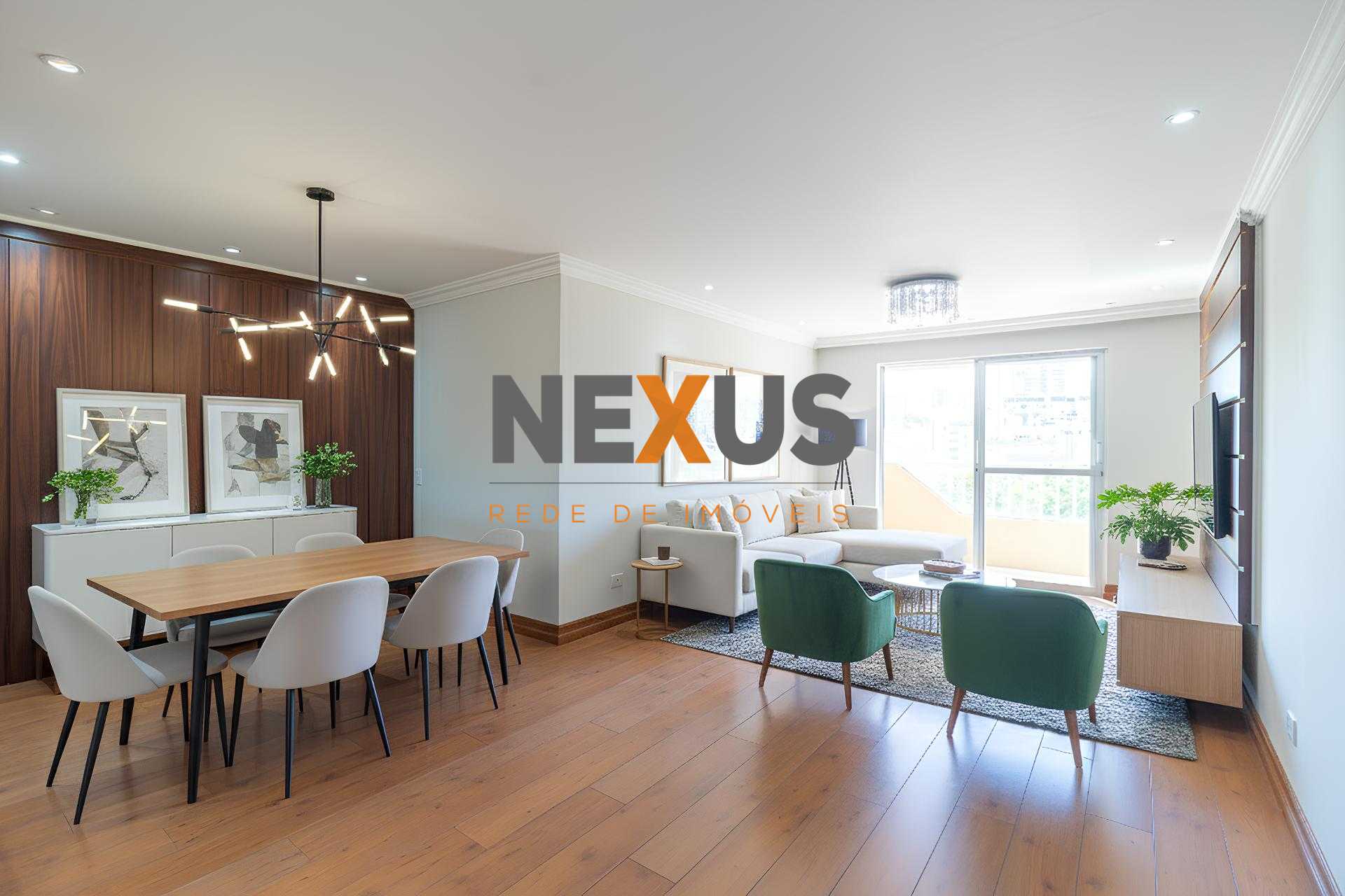 Apartamento de 100 m , ensolarado e desocupado no melhor do Ág...