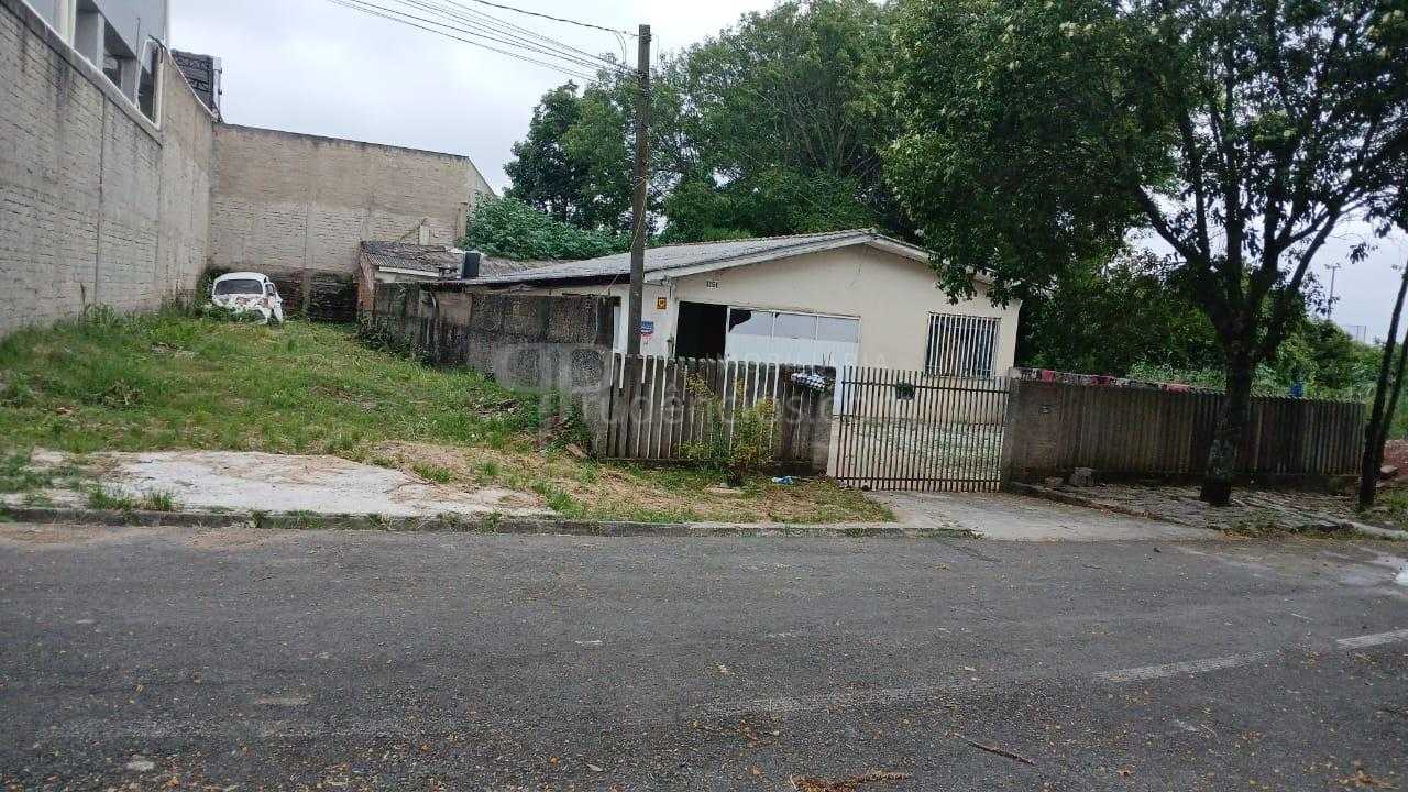 Terreno à Venda no Pinheirinho com 770 m  em Rua Sem Saída Pró...