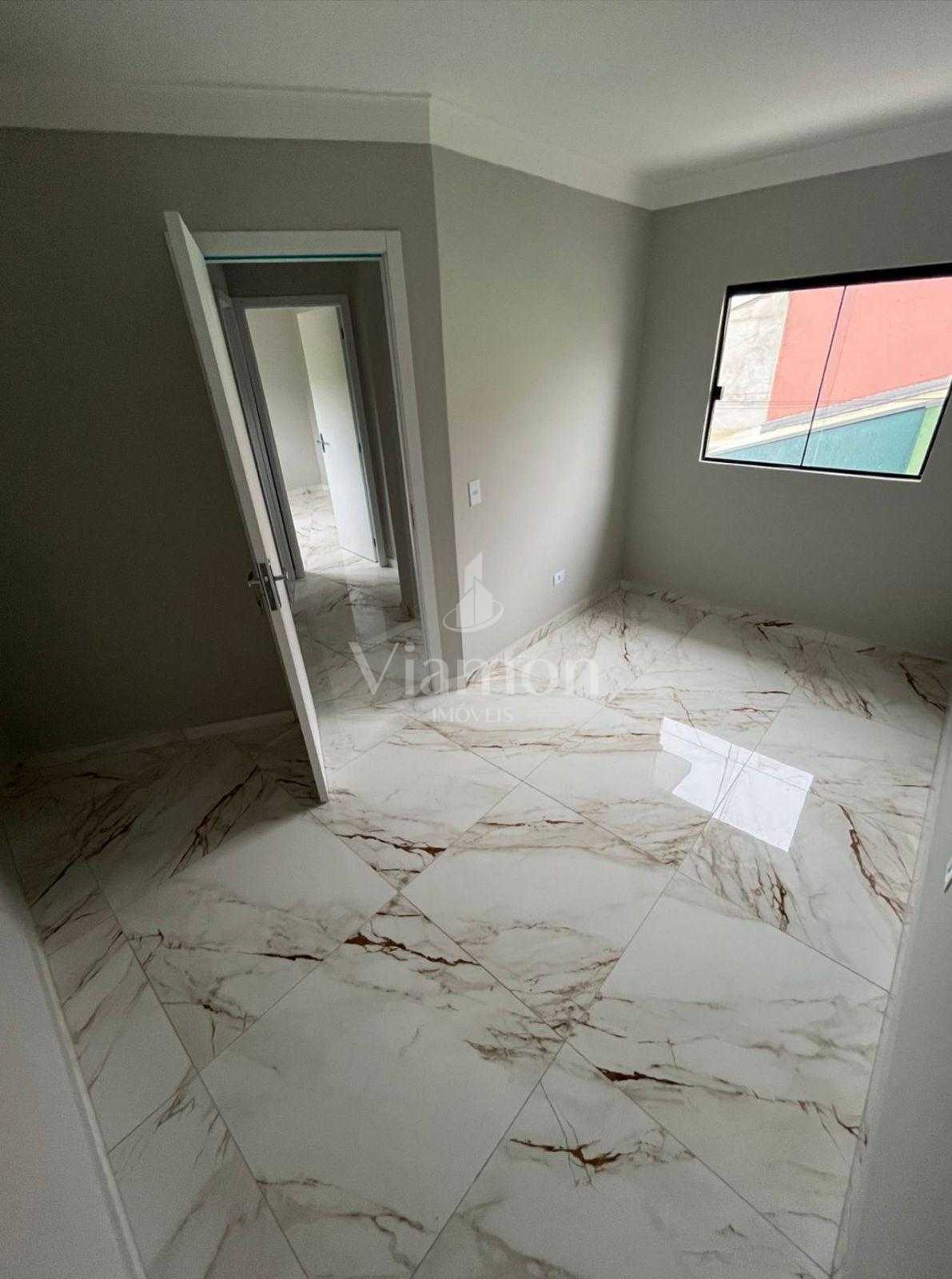 Sobrado no Vitória Régia com 2 Quartos e Possibilidade de Comp...