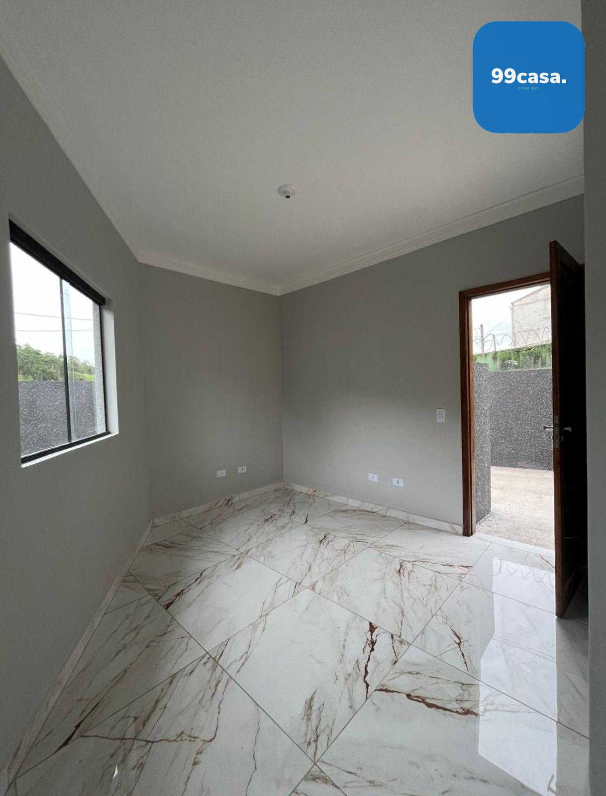 Sobrado no Vitória Régia com 2 Quartos e Possibilidade de Comp...