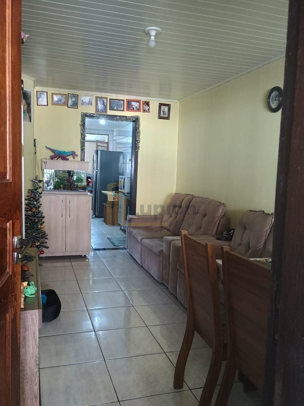 Casa à Venda em Araucária com 3 Quartos, Garagem e Fácil Acess...
