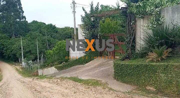 Chácara 7.000 m  com pomar, bosque e córrego  4 km do centro, ...