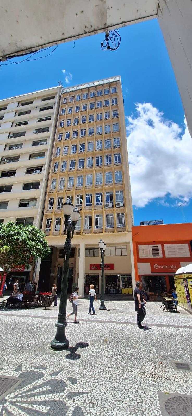 Sala Comercial 23m  na Rua XV de Novembro | Pronta para Uso e ...