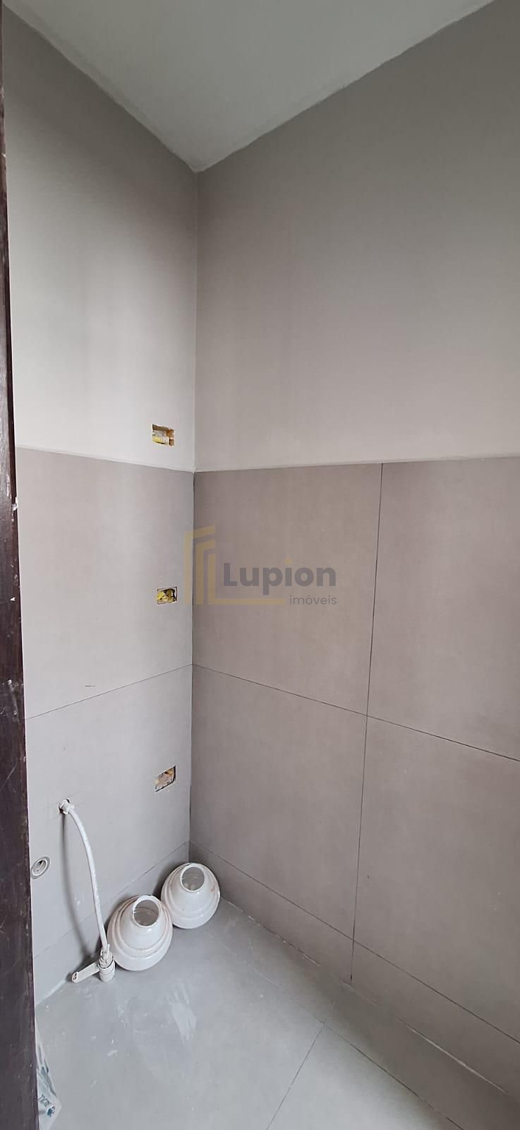 Sala Comercial 23m  na Rua XV de Novembro | Pronta para Uso e ...