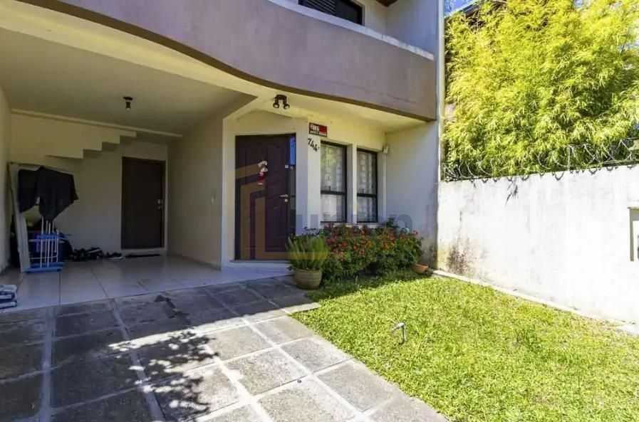 Sobrado Triplex no Mercês | 3 Quartos, Suíte com Hidro, Ático ...