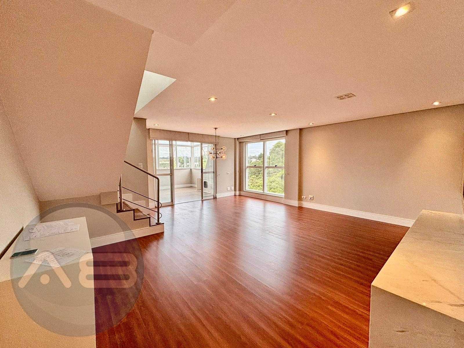 Apartamento  Duplex 159 m  com 3 Vagas para loca??o, entre Mer...