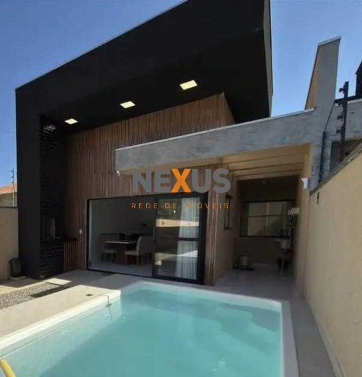 Casa Nova com Piscina e Pé-Direito Alto no Litoral de Guaratuba
