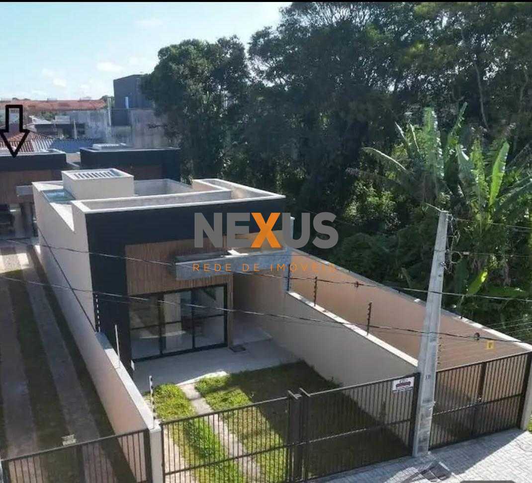 Casa Nova com Piscina e Pé-Direito Alto no Litoral de Guaratuba