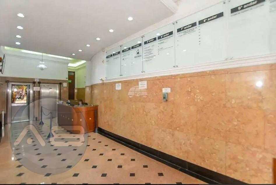 Sala Comercial no Centro de Curitiba com Copa e BWC  Rua XV de...