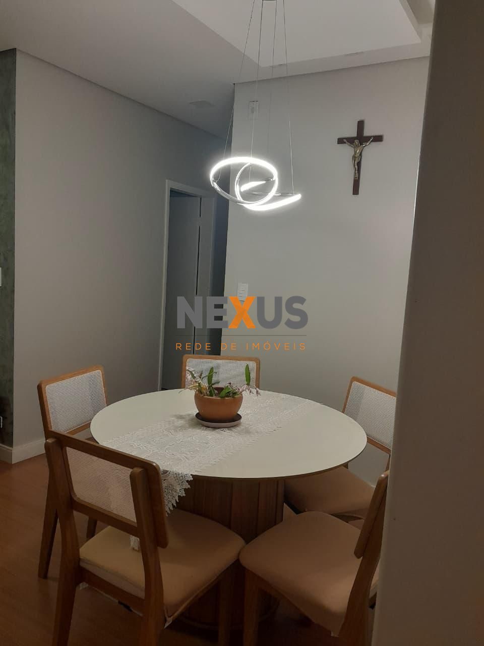 Apartamento à Venda em Rolândia com 3 Quartos, Sacada e Garage...