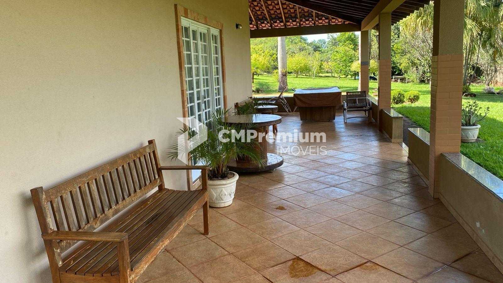 Casa à Venda no Estância Cabral em Londrina com 3 Quartos e Te...