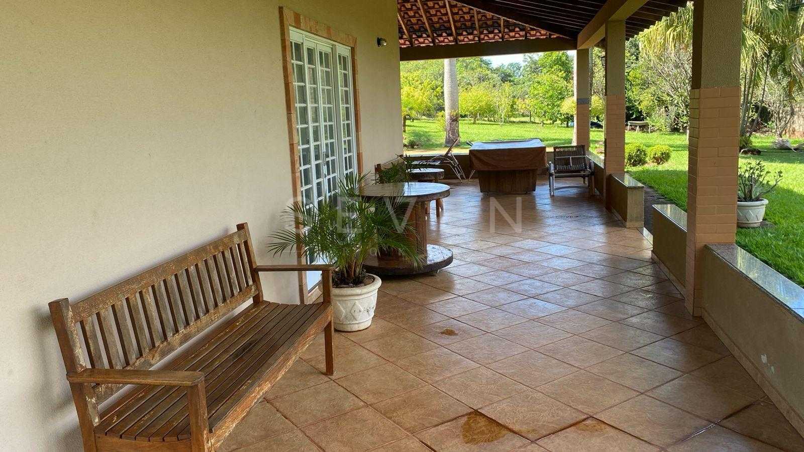 Casa à Venda no Estância Cabral em Londrina com 3 Quartos e Te...