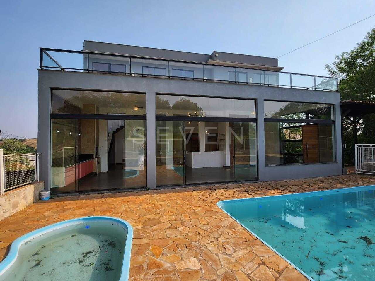 Casa de Alto Padrão no Condomínio Estância Cabral com 2.000m  ...