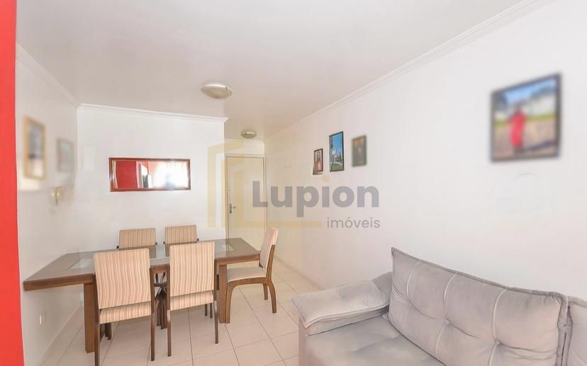 Apartamento Amplo com 3 Quartos Planejados em Localização Priv...