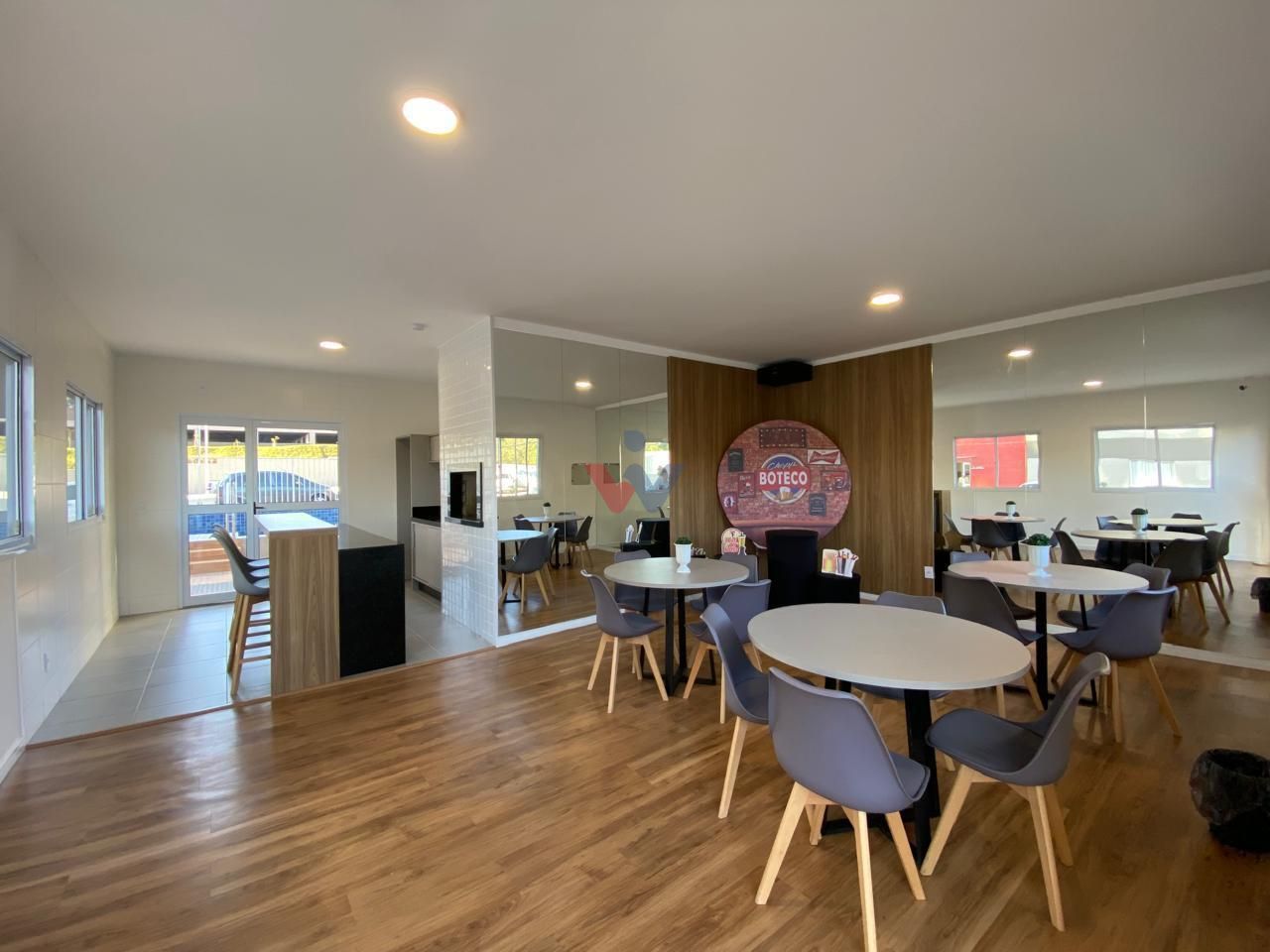 Apartamento com Sacada e Churrasqueira no Piazza San Marino  C...