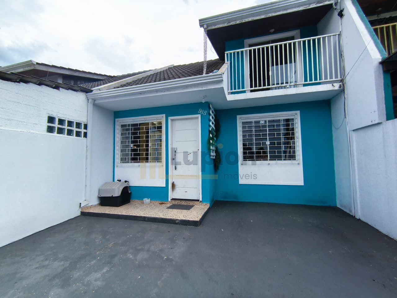 Casa com Suíte, Espaço Gourmet e Excelente Acabamento  Pronta ...