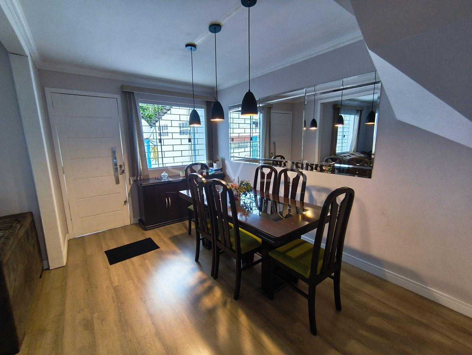 Casa com Suíte, Espaço Gourmet e Excelente Acabamento  Pronta ...