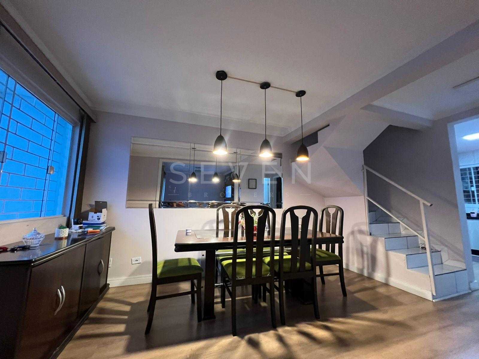 Casa com Suíte, Espaço Gourmet e Excelente Acabamento  Pronta ...