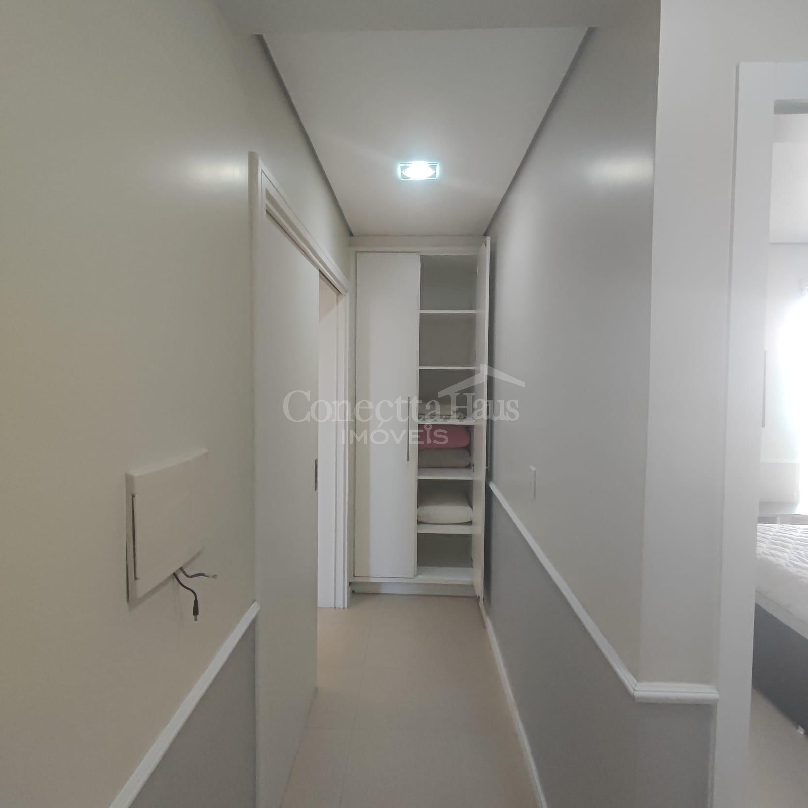 Apartamento amplo com 3 quartos e 2 vagas no Residencial Trans...